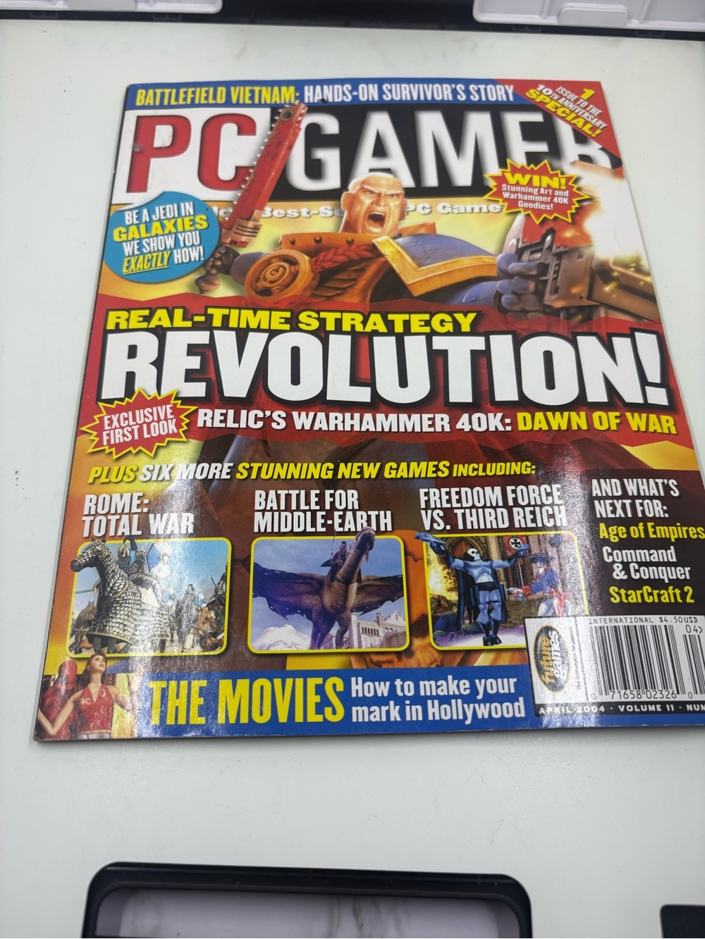 APRIL 2004 PC GAMER video game magazine - REVOLUTION